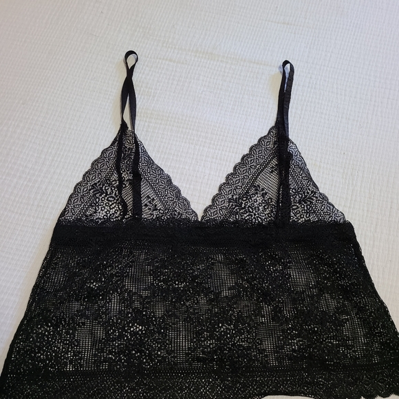 Lace Bralette/crop tank - Picture 2 of 2